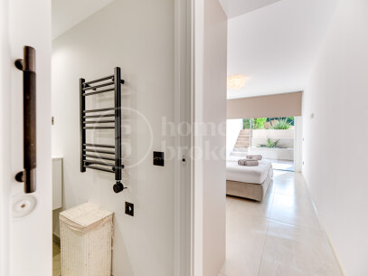 Townhouse Puente Romano - Ideally Located Holiday Home