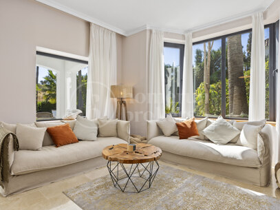 Villa Paradis - Villa i modern andalusisk stil i El Paraiso Alto