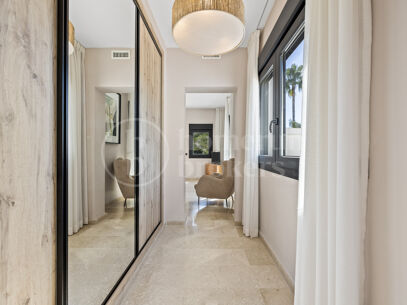 Villa Paradis - Contemporary Andalusian style villa in El Paraiso Alto