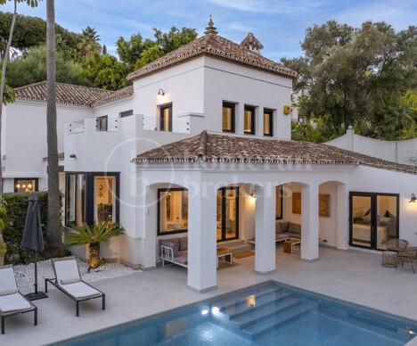 Villa Paradise - Contemporary Andalusian style villa in El Paraiso Alto