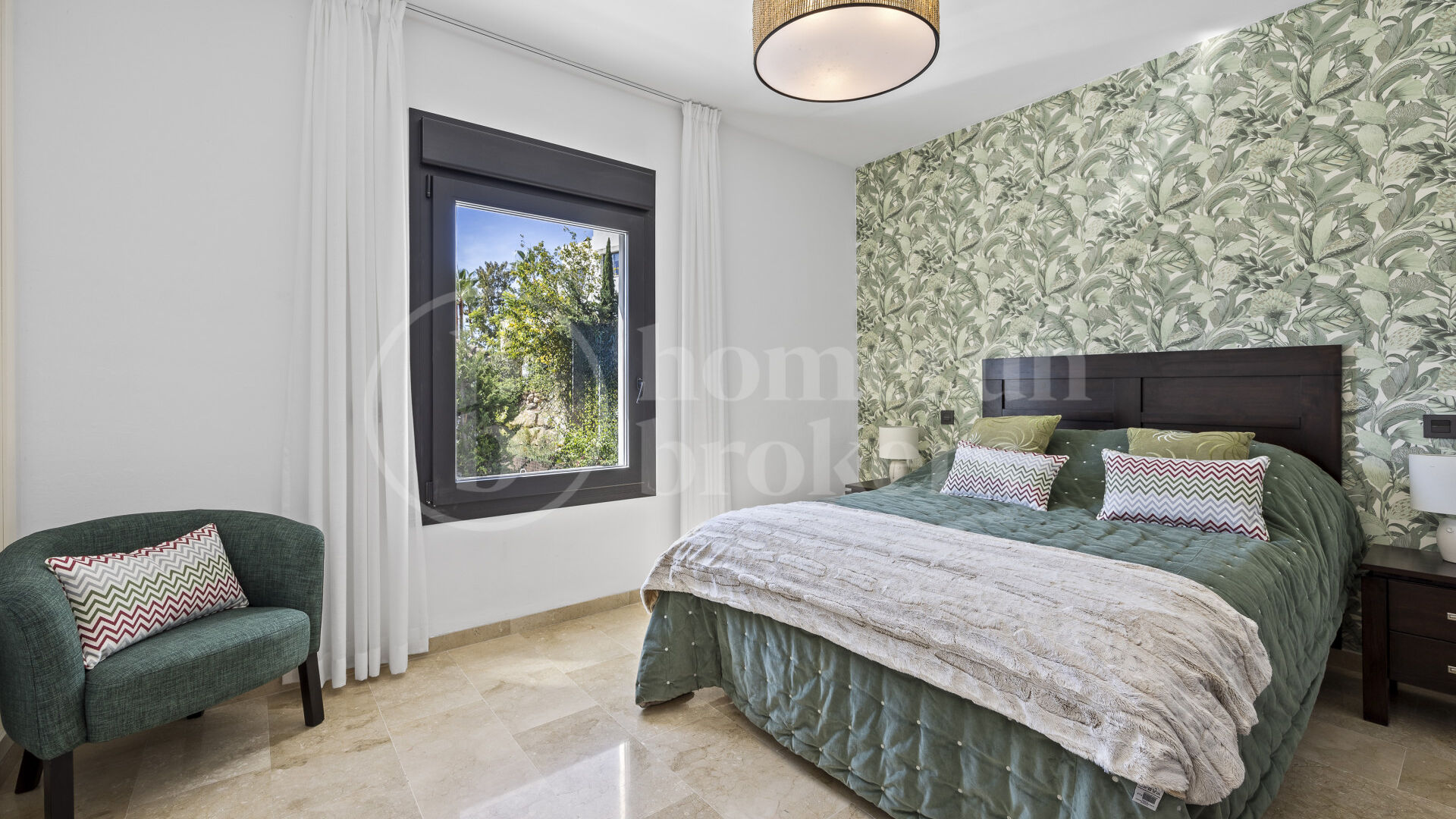 Villa Paradis - Contemporary Andalusian style villa in El Paraiso Alto