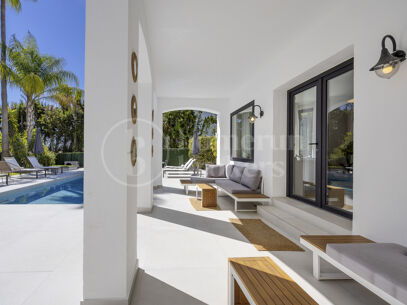 Villa Paradis - Contemporary Andalusian style villa in El Paraiso Alto