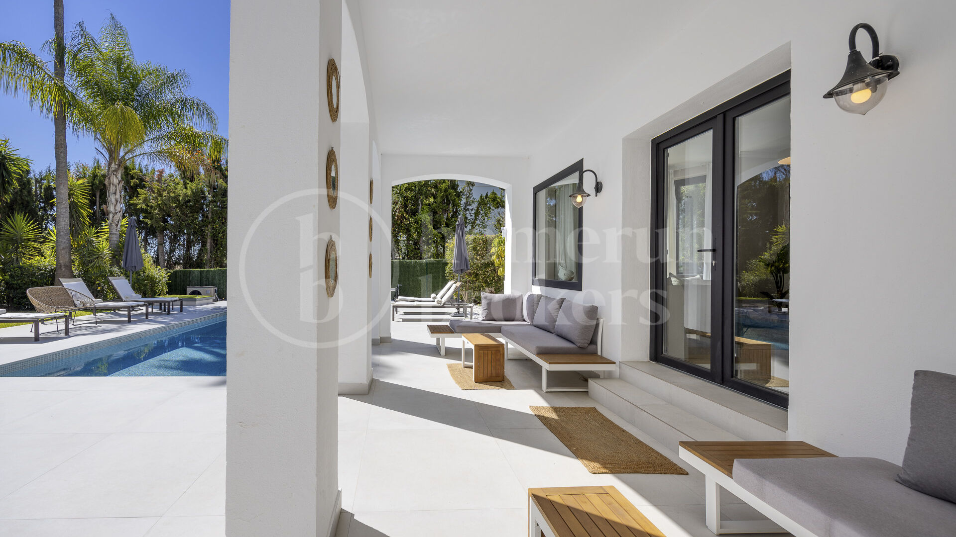 Villa Paradis - Contemporary Andalusian style villa in El Paraiso Alto