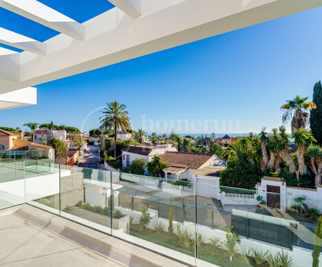 Villa Azure - Contemporary VIlla in Marbesa, East Marbella