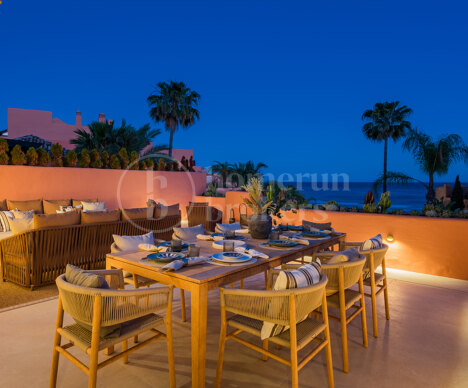 Penthouse La Morera - Beachfront Penthouse in Marbella East