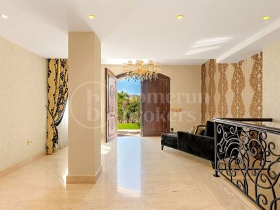 Villa Alegre - Panoramavyer i El Herrojo, Benahavis