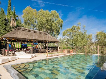 Villa Alegre -Panoramic Views in El Herrojo Benahavis