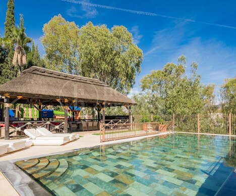 Villa Alegre -Panoramic Views in El Herrojo Benahavis