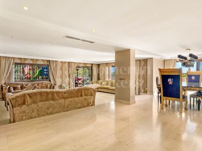 Villa Alegre - Panoramavyer i El Herrojo, Benahavis