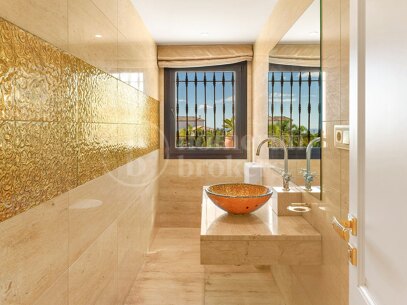 Villa Alegre -Panoramic Views in El Herrojo Benahavis