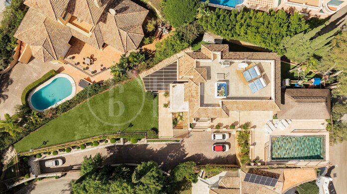 Villa Alegre -Panoramic Views in El Herrojo Benahavis