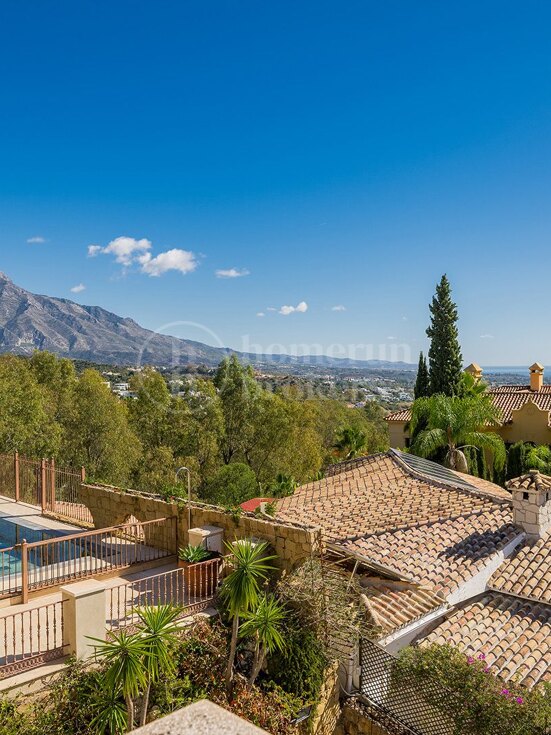 Villa Alegre - Panoramavyer i El Herrojo, Benahavis