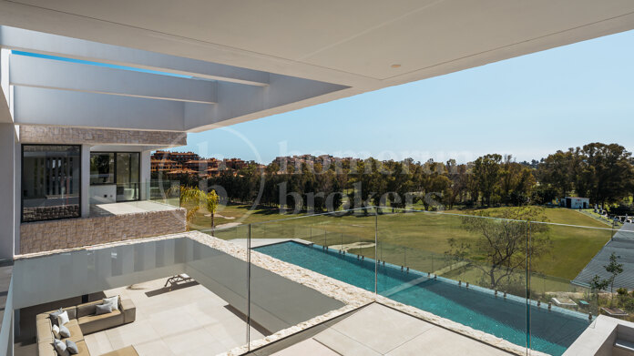 Villa Sky - Luxury Villa with Sea and Golf Views in La Alqueria