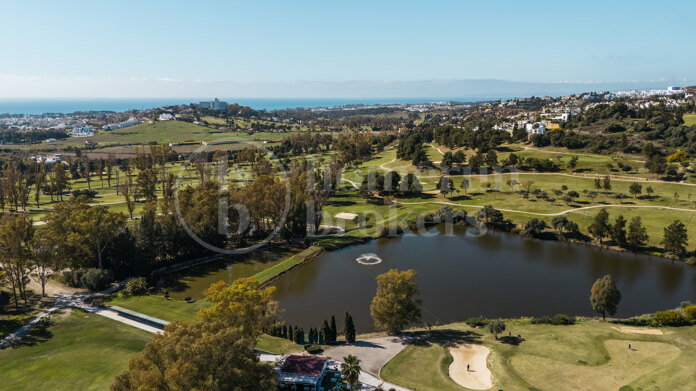 Villa Sky - Luxury Villa with Sea and Golf Views in La Alqueria