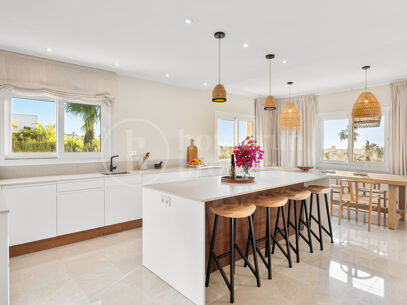 Villa La Cerquilla – Villa in Nueva Andalucia, Marbella