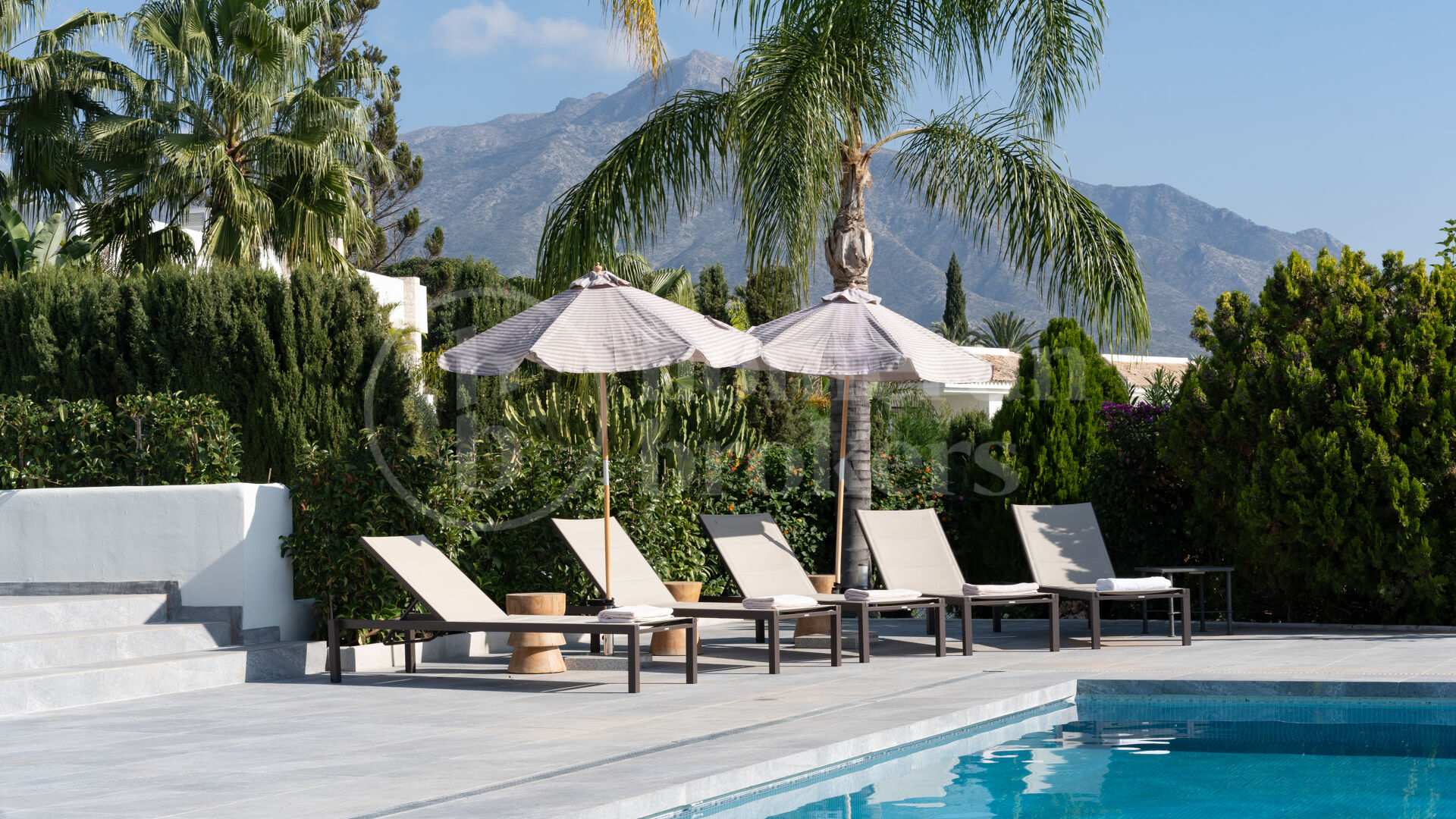 Villa La Cerquilla – Villa in Nueva Andalucia, Marbella