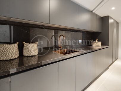 Villa La Toca – Refined Contemporary Living in El Herrojo Alto, Benahavís