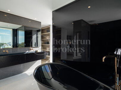 Villa La Toca – Modern Villa i El Herrojo Alto, Benahavís