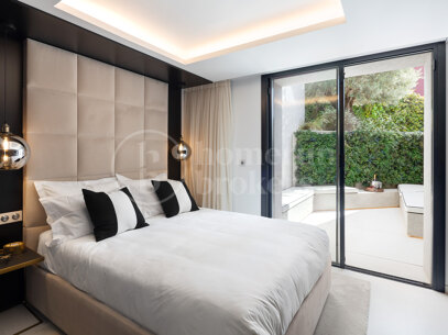 Villa La Toca – Modern Villa i El Herrojo Alto, Benahavís