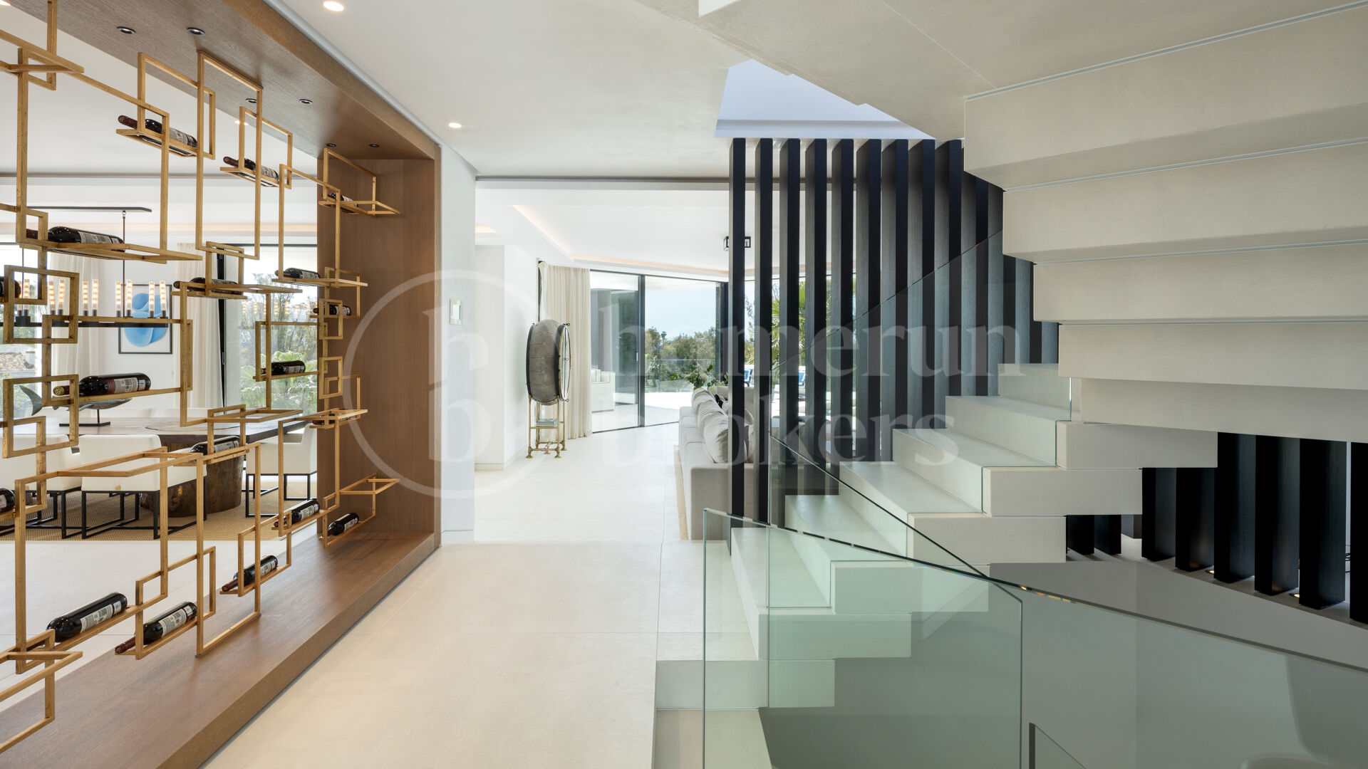 Villa La Toca – Refined Contemporary Living in El Herrojo Alto, Benahavís