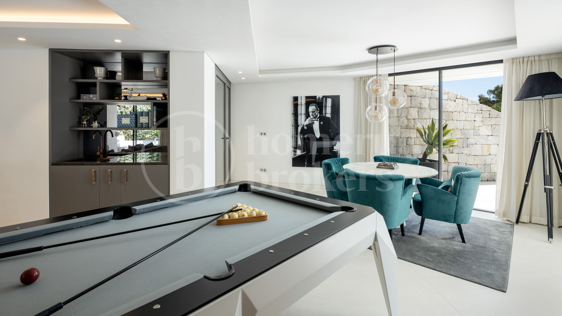Villa La Toca – Refined Contemporary Living in El Herrojo Alto, Benahavís