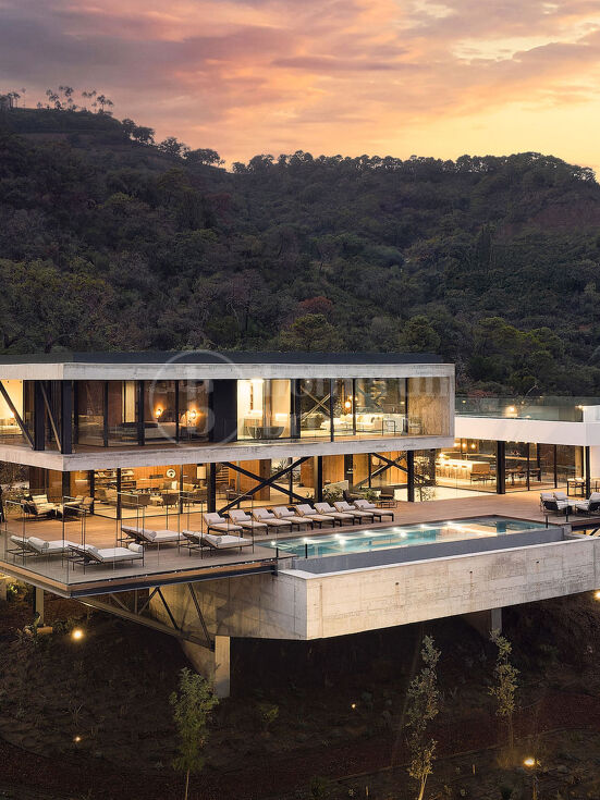 Villa Five - Newly built Contemporary Masterpice in El Madroñal