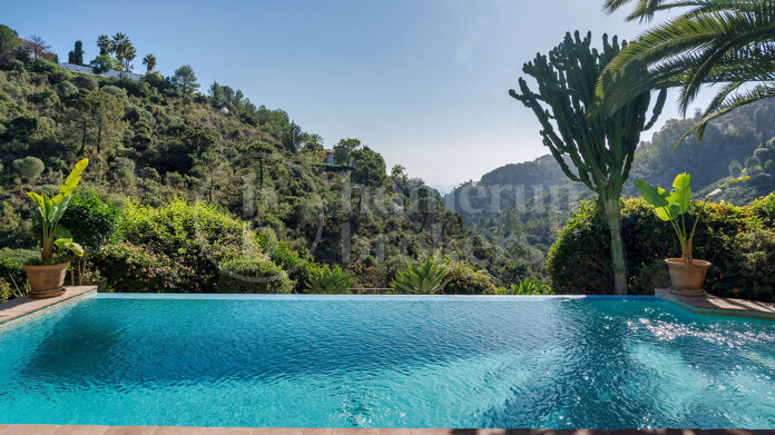 Villa La Soleá - Andalusian Villa in El Madroñal, Benahavis