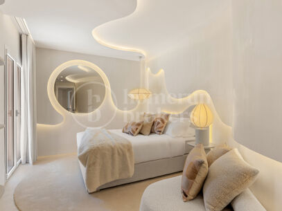 La Morera 2 - Beachfront Duplex Penthouse in Marbella East