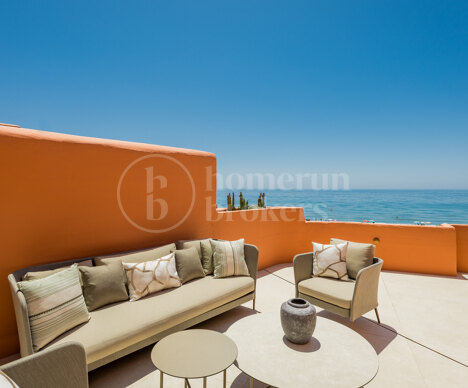 La Morera 2 - Beachfront Duplex Penthouse in Marbella East