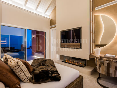 La Morera 2 - Beachfront Duplex Penthouse in Marbella East