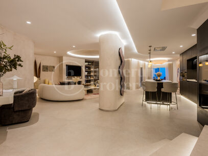 La Morera 2 - Beachfront Duplex Penthouse in Marbella East