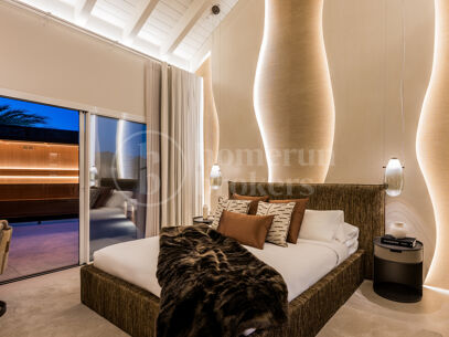 La Morera 2 - Beachfront Duplex Penthouse in Marbella East