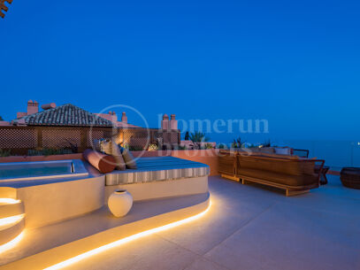 La Morera 2 - Beachfront Duplex Penthouse in Marbella East