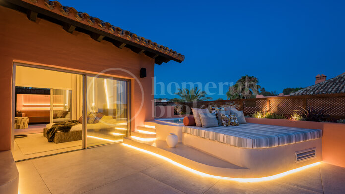 La Morera 2 - Beachfront Duplex Penthouse in Marbella East