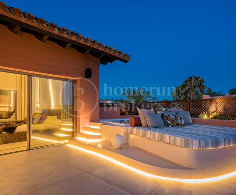 La Morera 2 - Beachfront Duplex Penthouse in Marbella East