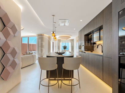La Morera 2 - Beachfront Duplex Penthouse in Marbella East