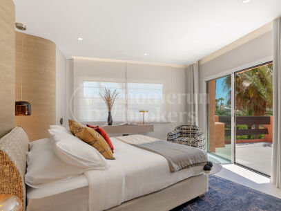 La Morera 2 - Beachfront Duplex Penthouse in Marbella East