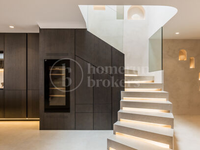 La Morera 2 - Beachfront Duplex Penthouse in Marbella East