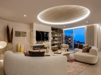 La Morera 2 - Beachfront Duplex Penthouse in Marbella East
