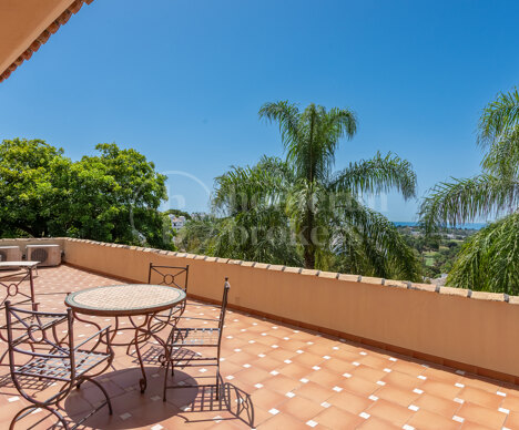 Casa Inola - Classic Villas with sea views in El Herrojo, La Quinta