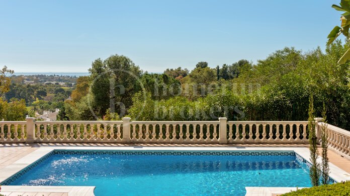 Casa Inola - Classic Villas with sea views in El Herrojo, La Quinta