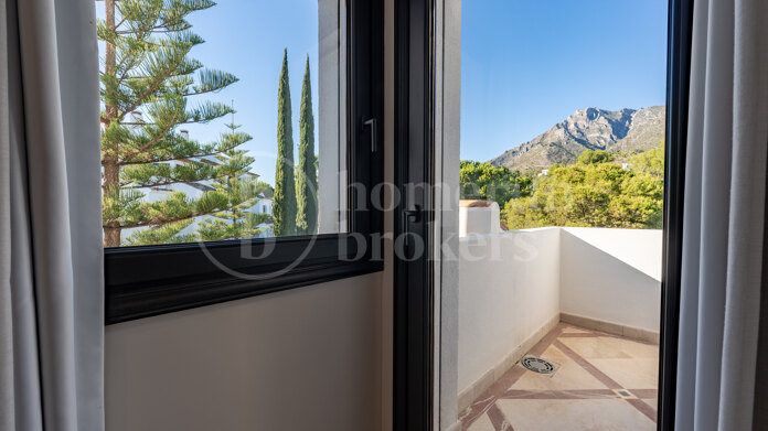 Penthouse Monte Paraiso - with Sea Sea Views in Marbella Golden Mile