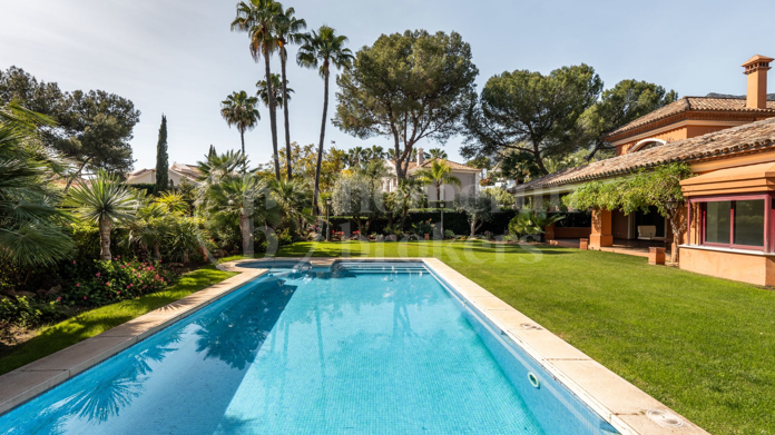 Villa Reales - Classic Andalusian Style property in Gated Community in Marbella Golden Mile