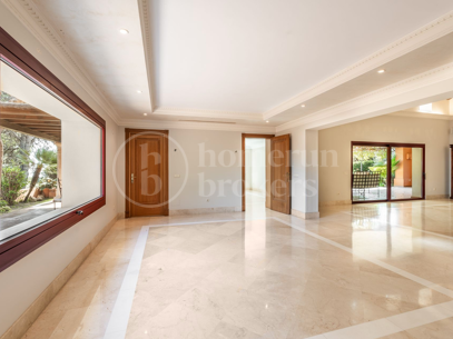 Villa Reales - Fastighet i klassisk andalusisk stil i Gated Community i Marbella Golden Mile