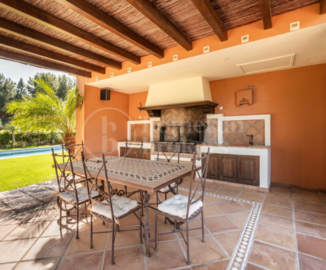 Villa Reales - Classic Andalusian Style property in Gated Community in Marbella Golden Mile