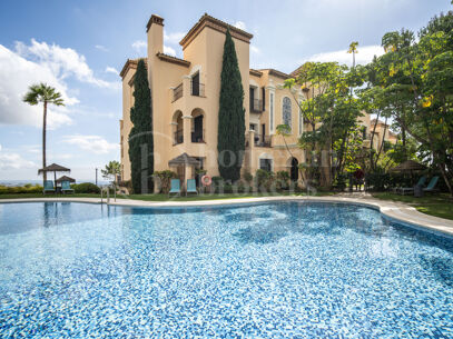Penthouse Buenavista - med panoramautsikt i La Quinta, Benahavis