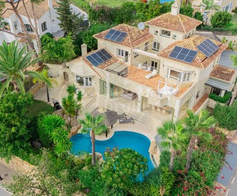 Villa Palmera - Charming VIlla in Elviria, Marbella East