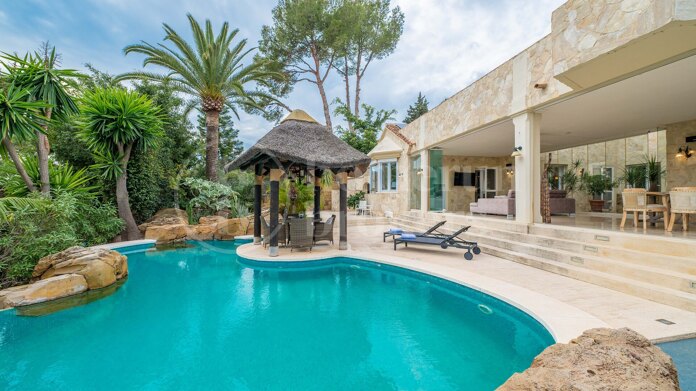 Villa Palmera - Charming VIlla in Elviria, Marbella East