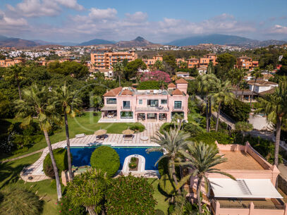 Casa Sol y Mar - Magnificent Villa in Paraiso Barronal