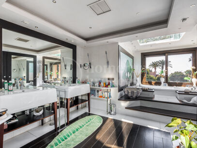 Casa Sol y Mar - Magnificent Villa in Paraiso Barronal